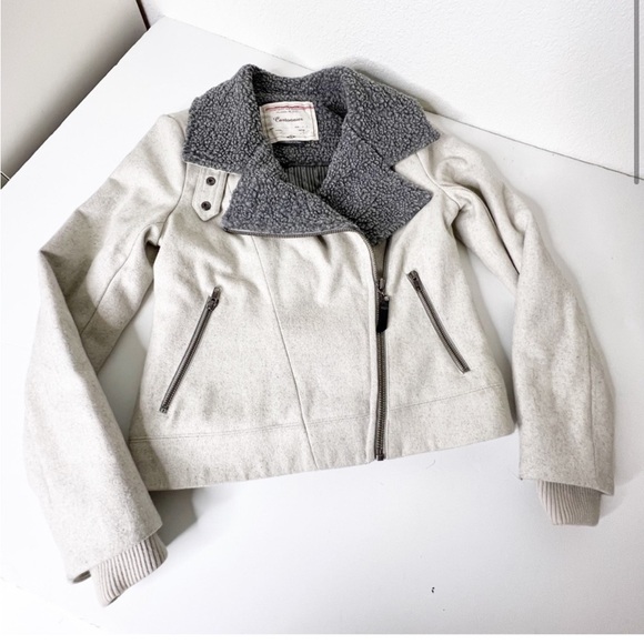 Anthropologie CARTONNIER Sherpa Moto Jacket
XS EUC - Picture 2 of 5